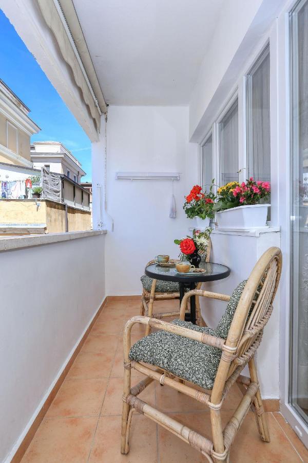 Rita Sea View Apartment Zara Esterno foto